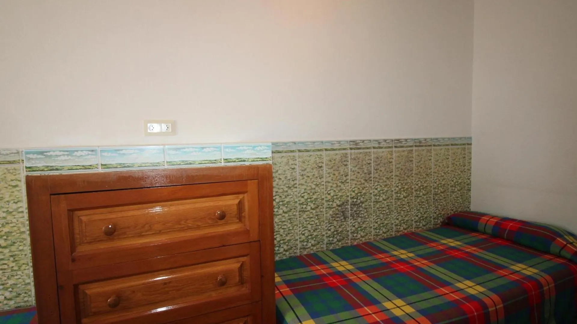 Gran Apartamento Con Terraza En Fane De Baix, Llanca - Es-228-154 0*,  Spanyolország