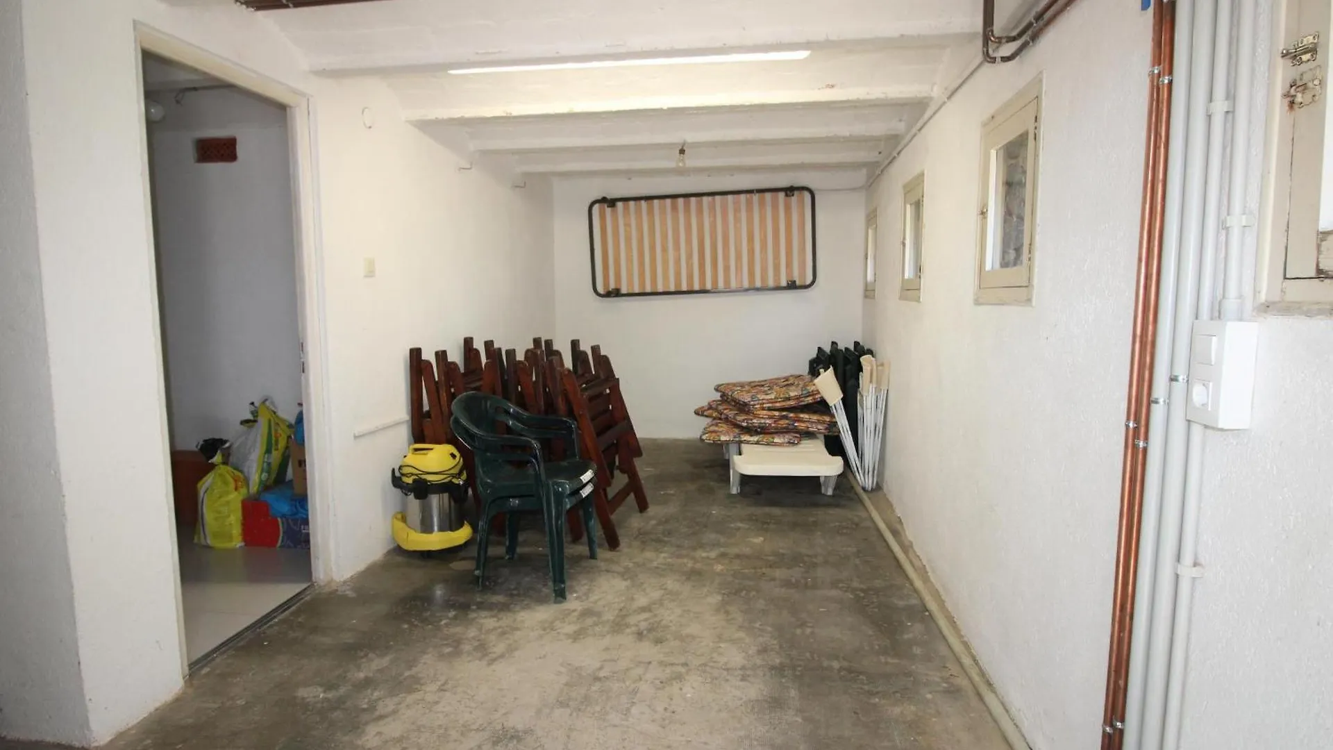 Gran Apartamento Con Terraza En Fane De Baix, Llanca - Es-228-154 0*,
