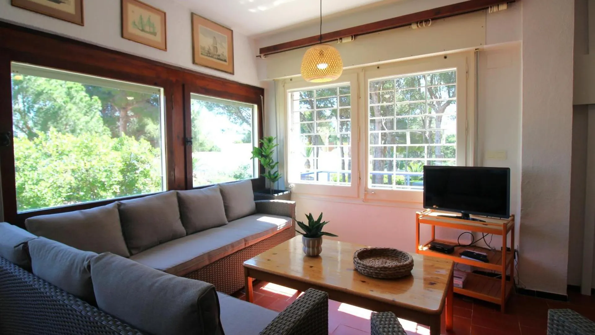Gran Apartamento Con Terraza En Fane De Baix, Llanca - Es-228-154 Spanyolország